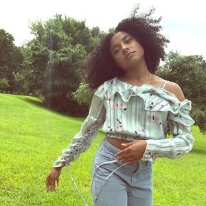 Off the shoulder silk floral crop shirt